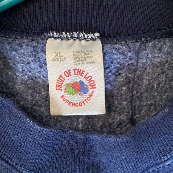 Fruit of the loom crew neck. - Picture 4 of 4